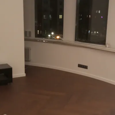 Remont Kvartiry Na Revolyutsii Spb Kvartsvinil Frantsuzskaya Elka