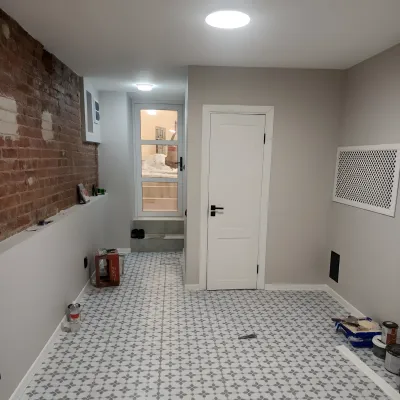 Remont Pomesenia Na Cajkovskogo Spb Mehlisskaa Plitka