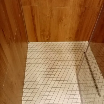 Remont Kvartiry Na Voronezskoj Spb Oblicovka Poddona Mozaikoj