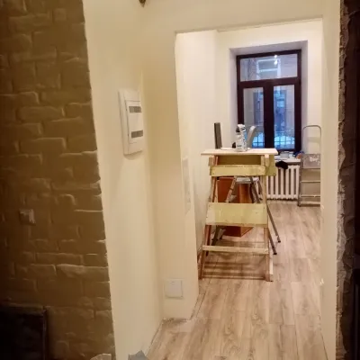 Remont Kvartiry 20 Liniya Vo Keramogranit Pod Derevo