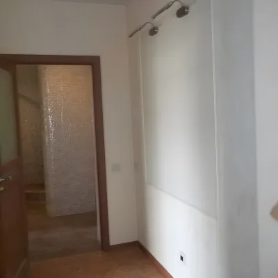 Remont Kvartiry Spb 2ya Krasnoarmeyskaya Korridor Podsvetkoy Vhod1